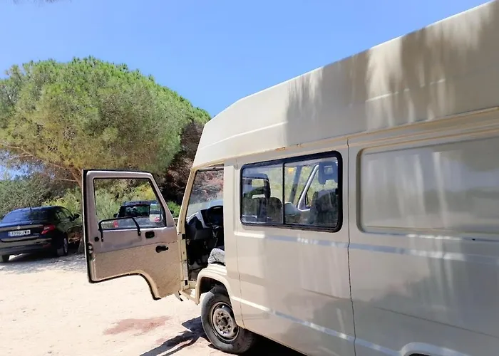 Humannationvan22R44Rs1